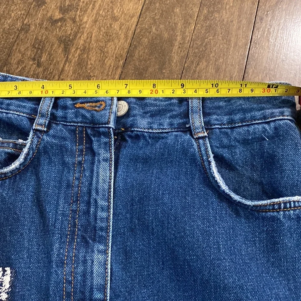 Zara “Yeah” popcorn denim jean midi skirt size XS